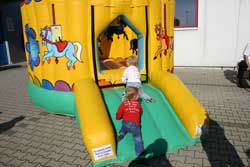 H&uuml;pfburg Clown